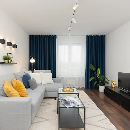 Beautiful & Spacious By Renters Appartement *