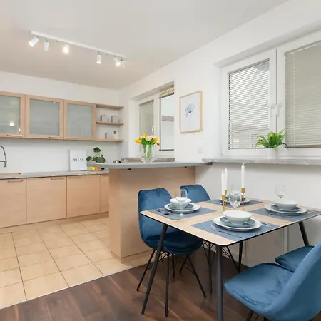 Beautiful & Spacious By Renters *