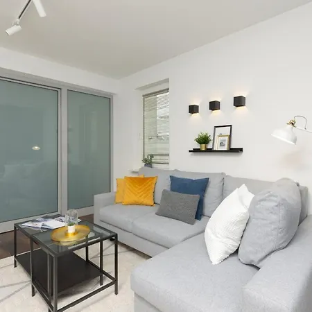 Beautiful & Spacious By Renters * Βαρσοβία