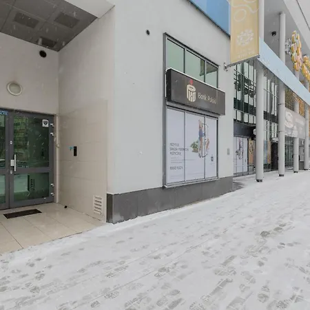 아파트 Beautiful & Spacious By Renters 바르샤바