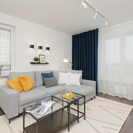 Beautiful & Spacious By Renters * Varsó