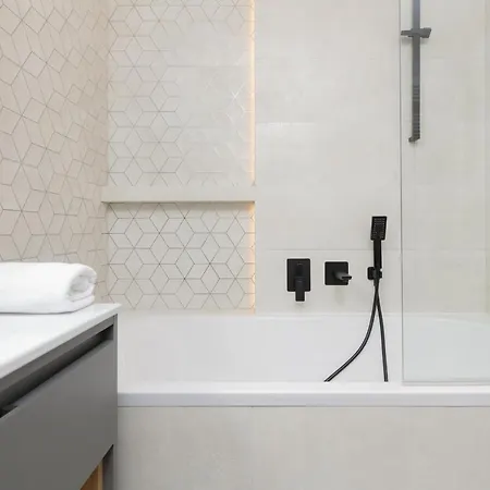 Apartman Beautiful & Spacious By Renters *
